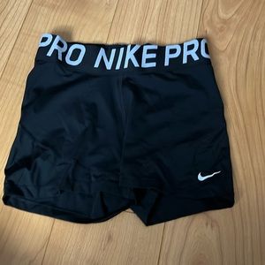 Nike Pro